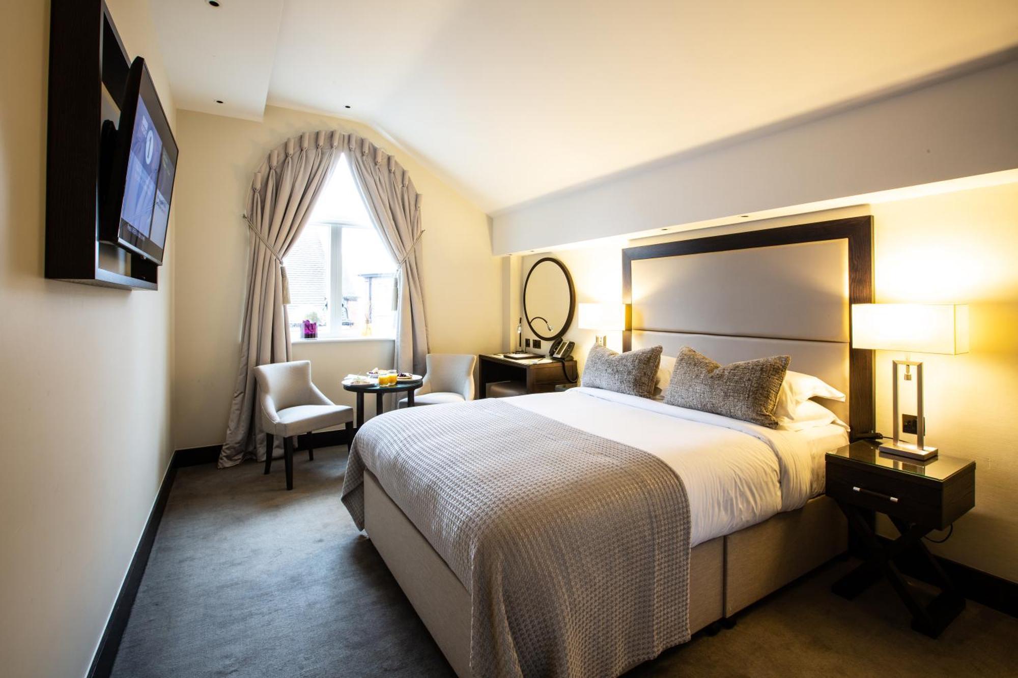 One Warwick Park Hotel Ройал-Танбридж-Уэльс Экстерьер фото